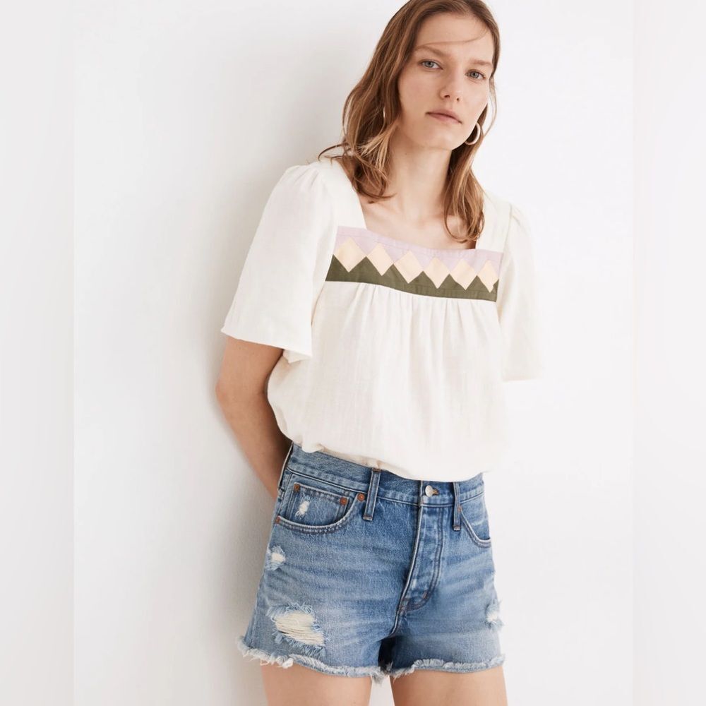 Madewell size 28 Relaxed Denim Shorts in Homecrest Wash Ripped Edition jeans